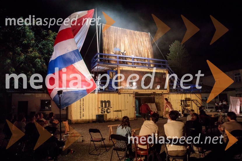 Solo, projekt Nine Rajič Kranjac, Nova pošta, Slovensko mladinsko gledališče