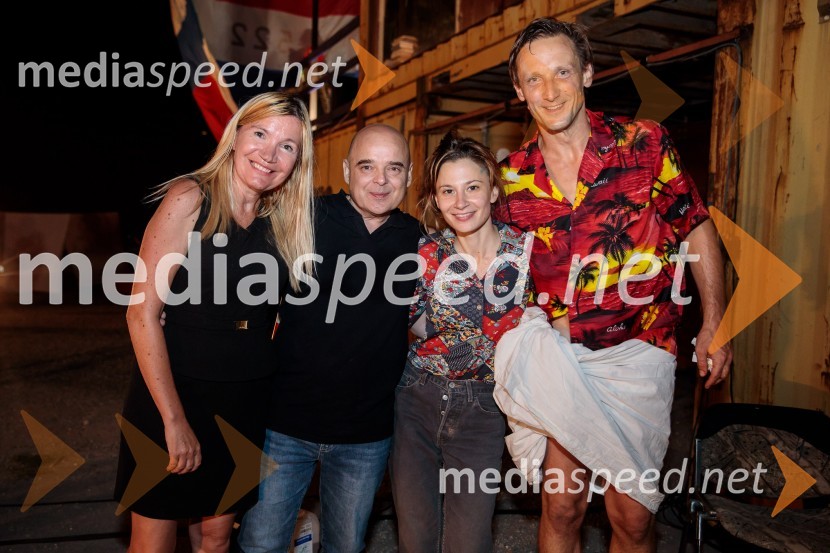 Solo, projekt Nine Rajič Kranjac, Nova pošta, Slovensko mladinsko gledališče