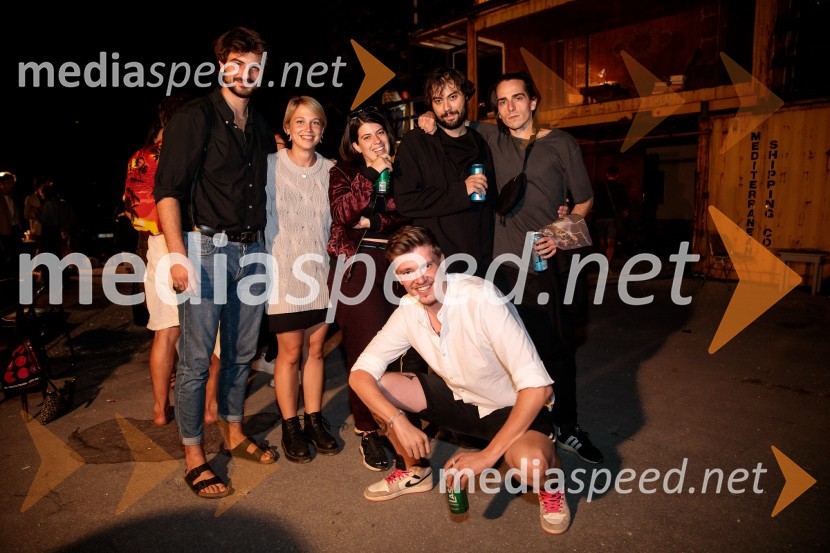 Solo, projekt Nine Rajič Kranjac, Nova pošta, Slovensko mladinsko gledališče