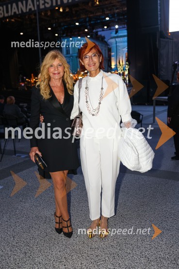  Darja Kuhar Kotnik, soustanoviteljica in podpredsednica Društva za zdravje naroda;  ... Tenorist in skladatelj José Cura z gosti, Festival Ljubljana 2021