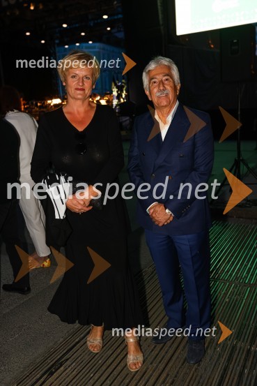  ... ;  Rajko Kotnik, državni pravobranilec, bivši predsednik Lions Ljubljana RožnikTenorist in skladatelj José Cura z gosti, Festival Ljubljana 2021