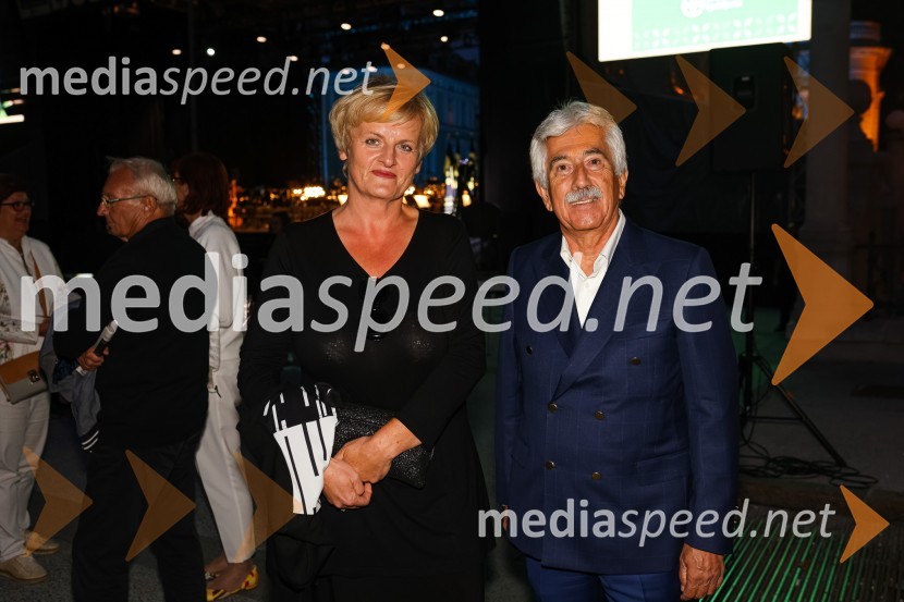  ... ;  Rajko Kotnik, državni pravobranilec, bivši predsednik Lions Ljubljana RožnikTenorist in skladatelj José Cura z gosti, Festival Ljubljana 2021