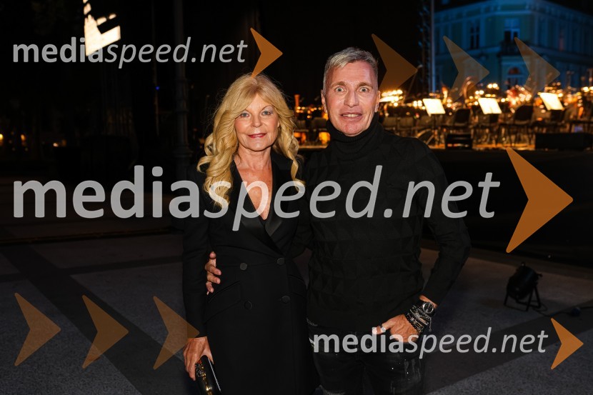  Darja Kuhar Kotnik, soustanoviteljica in podpredsednica Društva za zdravje naroda;   Igor  Jelen-Iggy, koreograf, lastnik plesnega centra IgenTenorist in skladatelj José Cura z gosti, Festival Ljubljana 2021