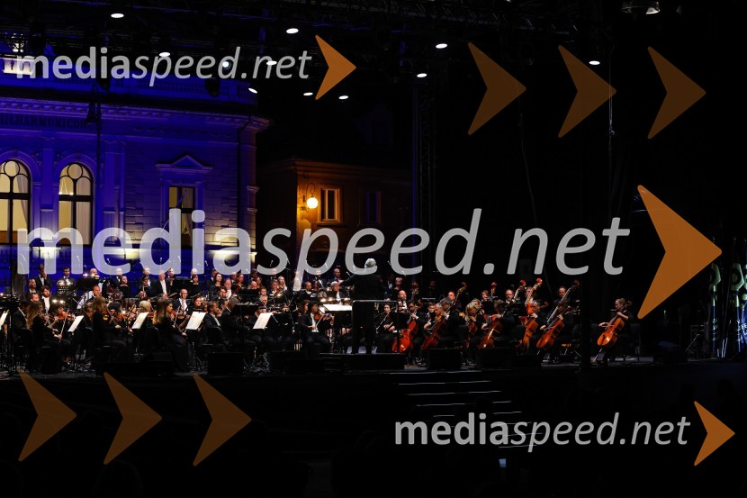 Tenorist in skladatelj José Cura z gosti, Festival Ljubljana 2021