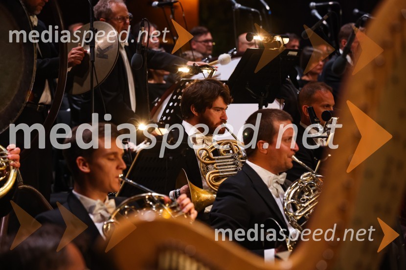 Tenorist in skladatelj José Cura z gosti, Festival Ljubljana 2021