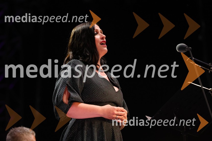  Nuška Drašček, pevkaTenorist in skladatelj José Cura z gosti, Festival Ljubljana 2021