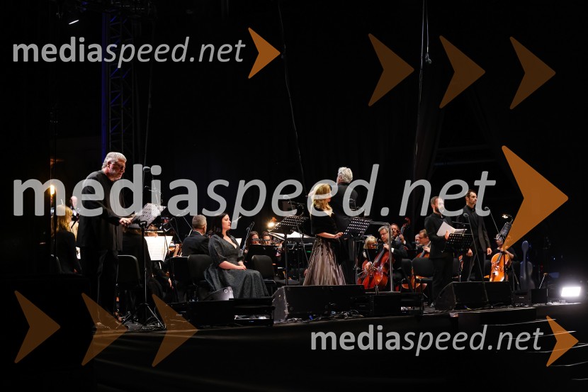 Tenorist in skladatelj José Cura z gosti, Festival Ljubljana 2021