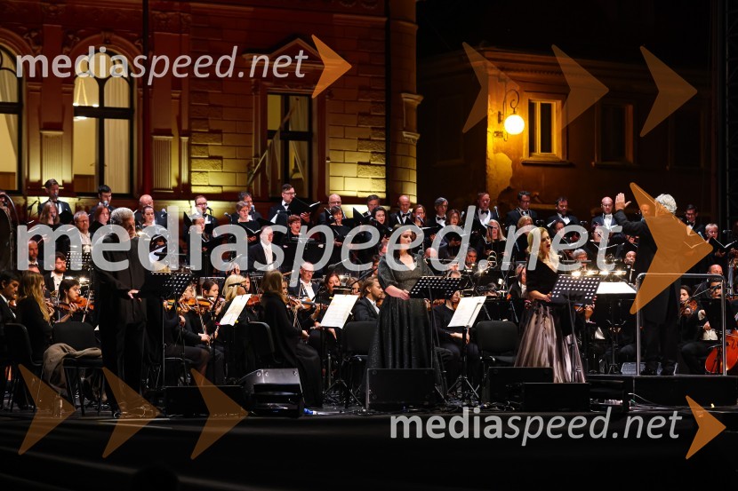 Tenorist in skladatelj José Cura z gosti, Festival Ljubljana 2021