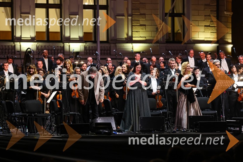 Tenorist in skladatelj José Cura z gosti, Festival Ljubljana 2021