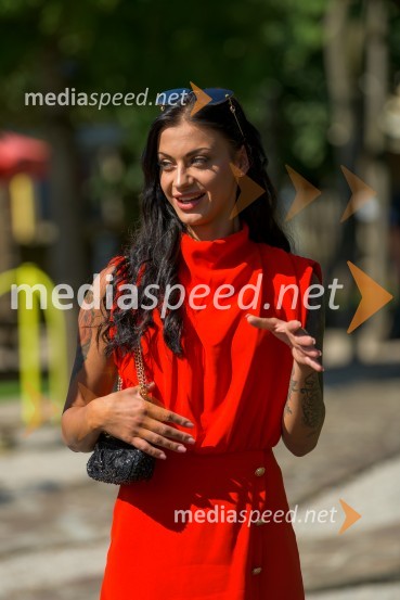  Marjanca Polutnik, fotomodel in osebna trenerkaPredstavitev Exatlon tekmovalcev 2021