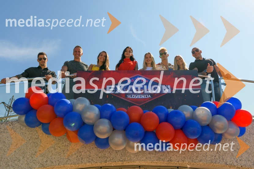  Franko Bajc, zmagovalec resničnostnega šova Kmetija 2018;  Andrei Lenart, igralec;  Nives Orešnik, fotomodel, fitnes trenerka, nekdanja Miss Slovenije;  Marjanca Polutnik, fotomodel in osebna trenerka;  Aleksandra Podgoršek, ritmična gimnastika;  Igor Mikić, fitnes trenes, voditelj;  Pina Umek, nekdanja umetnostna drsalka in osebna trenerka;  Denis Porčič – Chorchyp, glasbenik, mojster borilnih veščinPredstavitev Exatlon tekmovalcev 2021