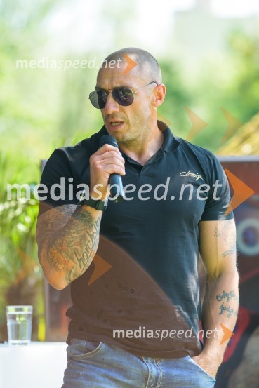  Denis Porčič – Chorchyp, glasbenik, mojster borilnih veščinPredstavitev Exatlon tekmovalcev 2021