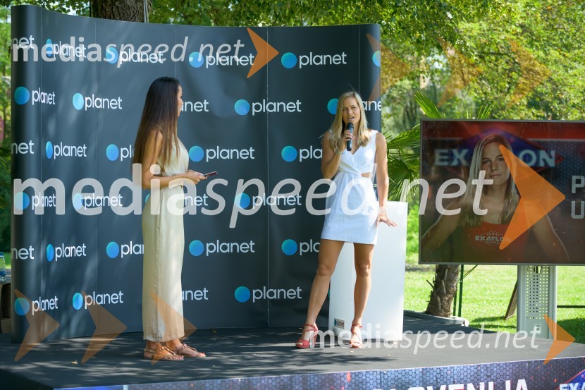  Pina Umek, nekdanja umetnostna drsalka in osebna trenerkaPredstavitev Exatlon tekmovalcev 2021