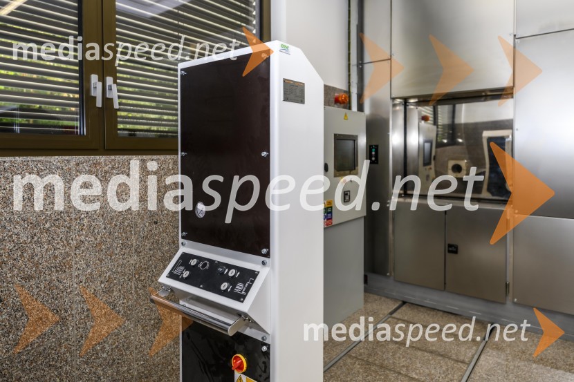 Otvoritev prizidka k upepeljevalnici na pokopališču Dobrava v Mariboru