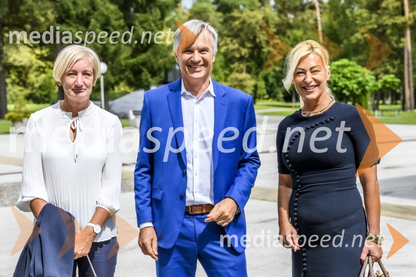 Otvoritev prizidka k upepeljevalnici na pokopališču Dobrava v Mariboru