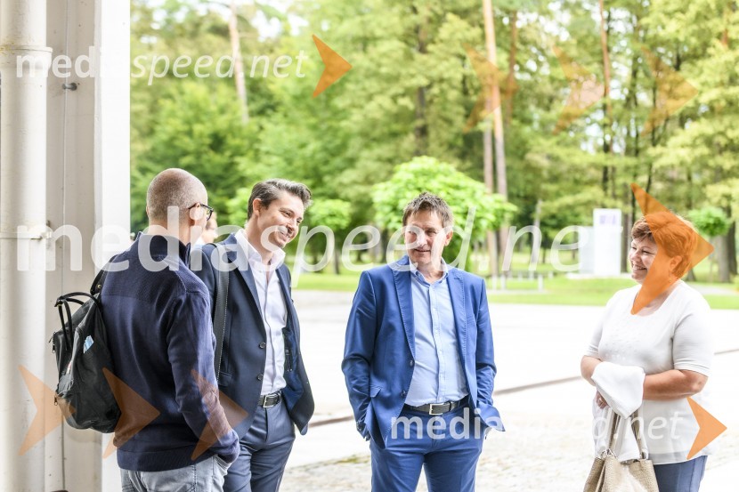 Otvoritev prizidka k upepeljevalnici na pokopališču Dobrava v Mariboru