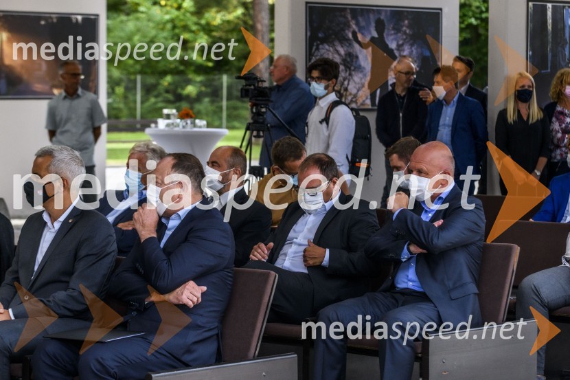 Otvoritev prizidka k upepeljevalnici na pokopališču Dobrava v Mariboru