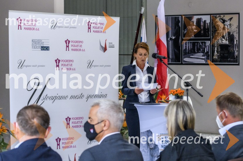 Otvoritev prizidka k upepeljevalnici na pokopališču Dobrava v Mariboru