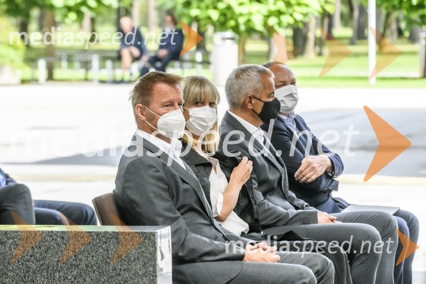 Otvoritev prizidka k upepeljevalnici na pokopališču Dobrava v Mariboru