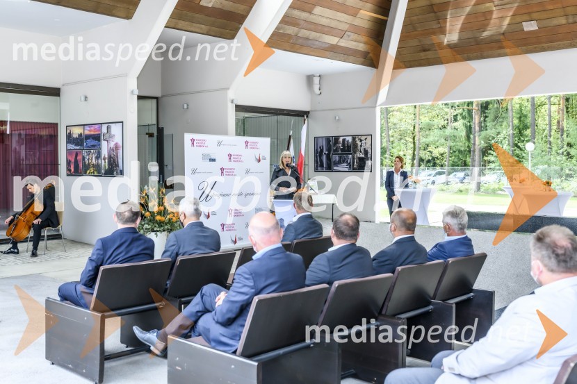 Otvoritev prizidka k upepeljevalnici na pokopališču Dobrava v Mariboru