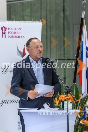 Otvoritev prizidka k upepeljevalnici na pokopališču Dobrava v Mariboru