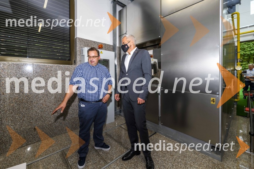 Otvoritev prizidka k upepeljevalnici na pokopališču Dobrava v Mariboru