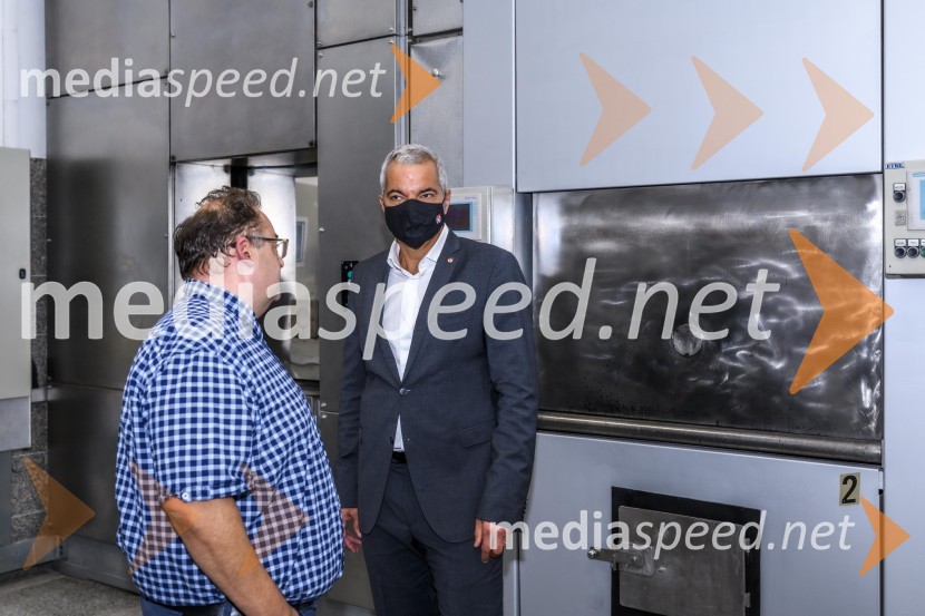 Otvoritev prizidka k upepeljevalnici na pokopališču Dobrava v Mariboru