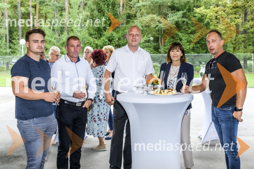 Otvoritev prizidka k upepeljevalnici na pokopališču Dobrava v Mariboru