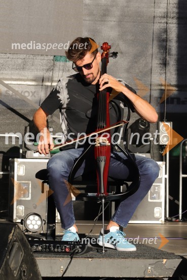  Luka Šulić, čelist, 2 CellosKoncert Luke Šulića in Evgeny Gencheva