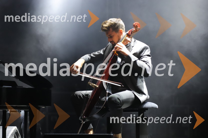  Luka Šulić, čelist, 2 CellosKoncert Luke Šulića in Evgeny Gencheva