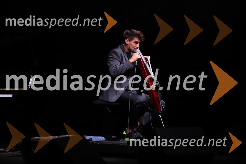  Luka Šulić, čelist, 2 CellosKoncert Luke Šulića in Evgeny Gencheva