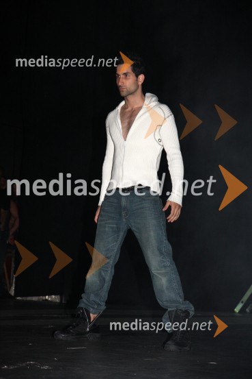 Nastop skupine ChippendalesChippendales, ženski večer v Mondu