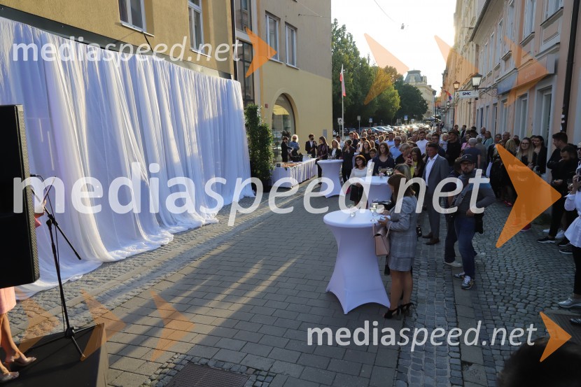 Otvoritev modnega ateljeja modnega oblikovalca Davida Hojnika