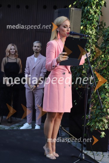  Jasmina - Mina Pal, tv voditeljica Otvoritev modnega ateljeja modnega oblikovalca Davida Hojnika