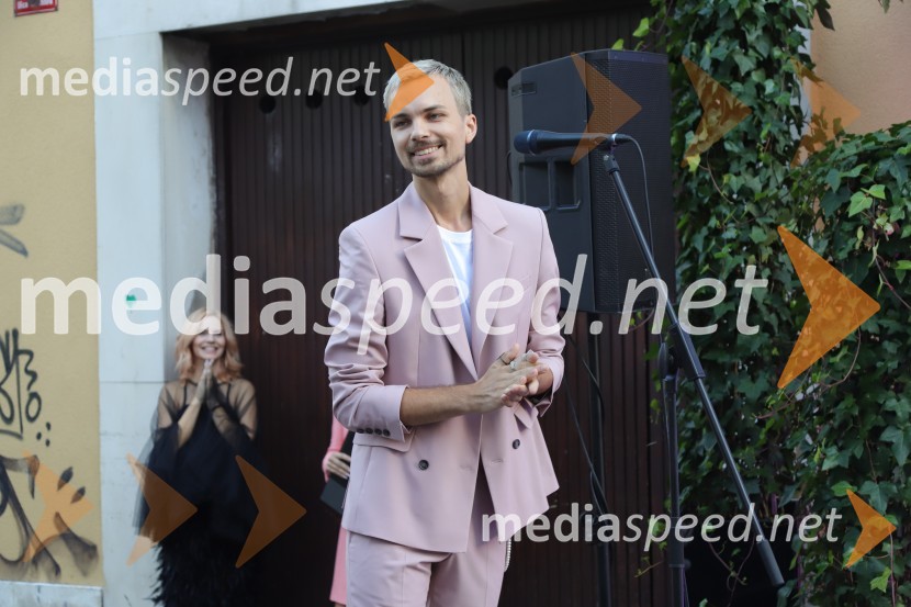  David Hojnik, modni oblikovalec DH fashionOtvoritev modnega ateljeja modnega oblikovalca Davida Hojnika