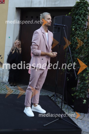  David Hojnik, modni oblikovalec DH fashionOtvoritev modnega ateljeja modnega oblikovalca Davida Hojnika
