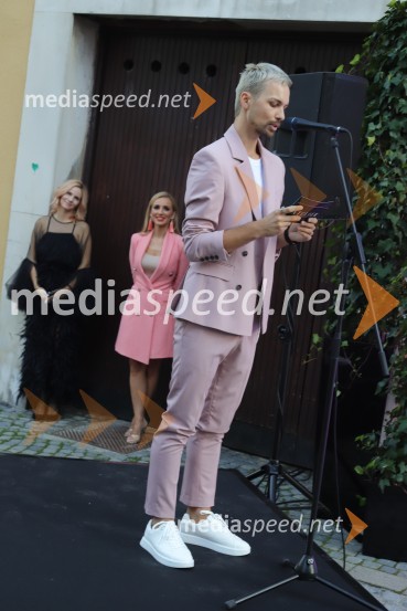  David Hojnik, modni oblikovalec DH fashionOtvoritev modnega ateljeja modnega oblikovalca Davida Hojnika