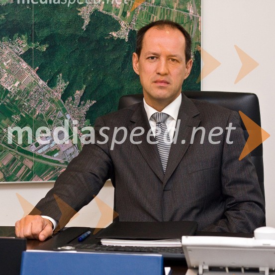 Frano Toš, direktor nepremičninske hiše InterdomFrano Toš, direktor nepremičninske hiše Interdom