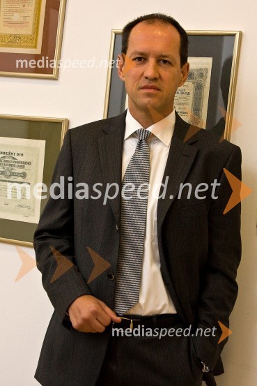 Frano Toš, direktor nepremičninske hiše InterdomFrano Toš, direktor nepremičninske hiše Interdom
