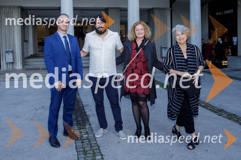  ... ;  Yonatan Esterkin, režiser; mag. Tina Kosi, upravnica SLG Celje;  ... In podgana se je smejala, premiera drame SLG Celje