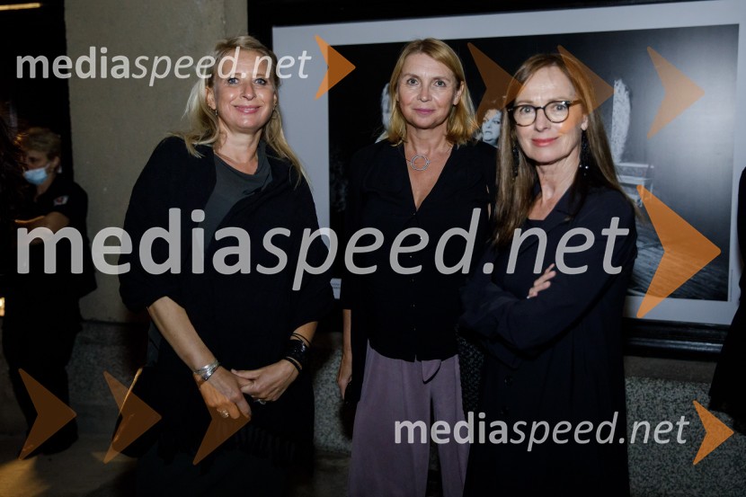  Tatjana Doma, dramaturginja SLG Celje;  ... ;  ... In podgana se je smejala, premiera drame SLG Celje