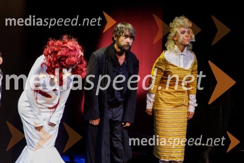  Eva Stražar, igralka;  Andrej Murenc, igralec;  Manca  Ogorevc, igralkaIn podgana se je smejala, premiera drame SLG Celje