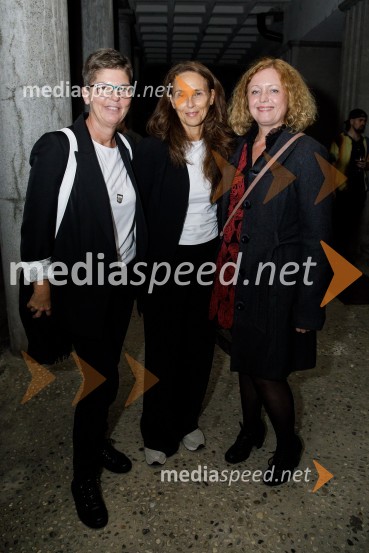  Mirjam Drnovšček, direktorica Prešernovega gledališča Kranj;  Lučka Počkaj, igralka; mag. Tina Kosi, upravnica SLG CeljeIn podgana se je smejala, premiera drame SLG Celje