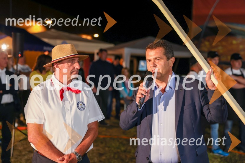 V Lendavi rekorden bograč za Guinnessov rekord