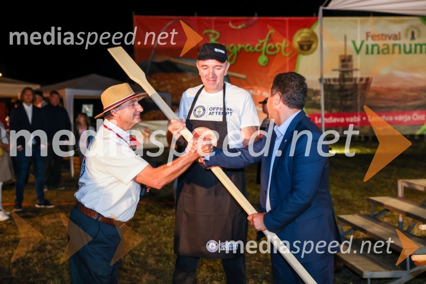 V Lendavi rekorden bograč za Guinnessov rekord