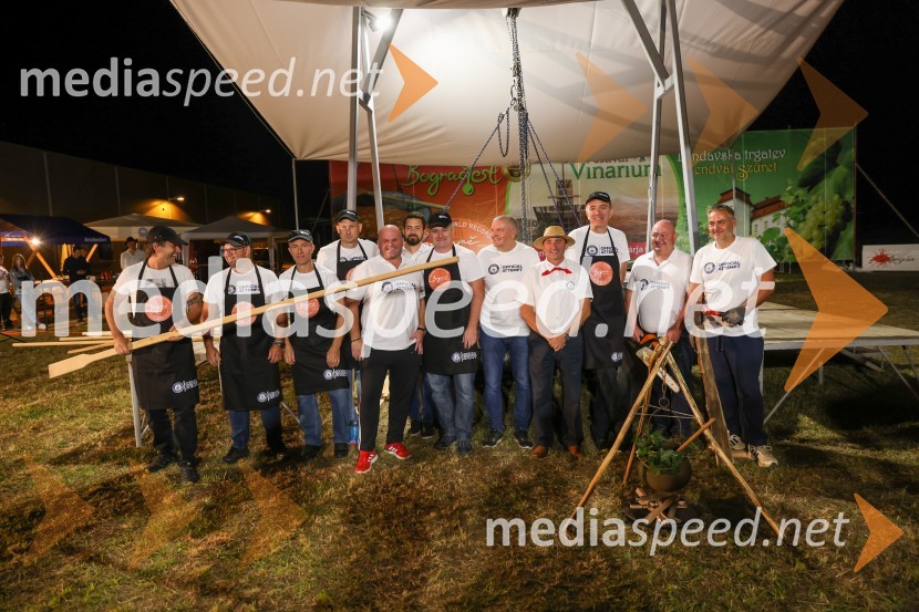 V Lendavi rekorden bograč za Guinnessov rekord