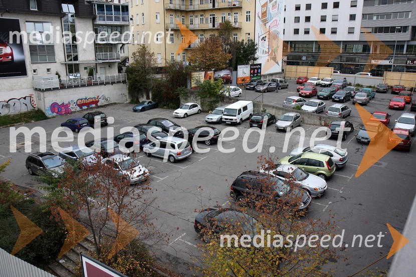 Lokacija objekta City IIIGradbišča nepremičnin