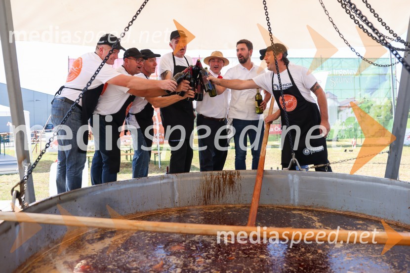 V Lendavi rekorden bograč za Guinnessov rekord