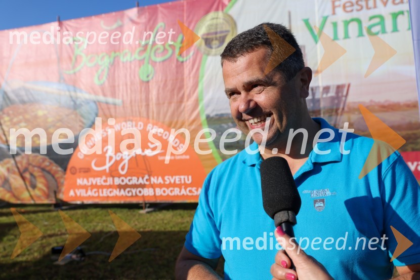  Janez Magyar, župan Občine LendavaV Lendavi rekorden bograč za Guinnessov rekord