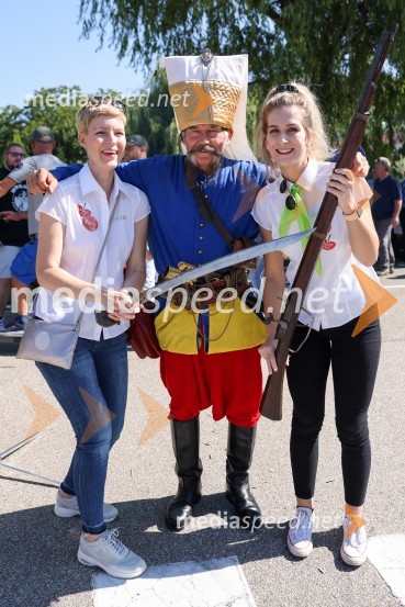 V Lendavi rekorden bograč za Guinnessov rekord